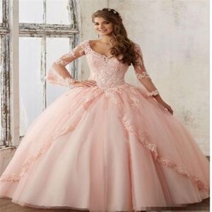 Baby Pink Quinceanera Sukienki koronkowe długie rękawie w szyku w szyku w szyku Suknie kulkowe Słodka 16 Księżniczka Sukienka konkursowa dla dziewcząt281a