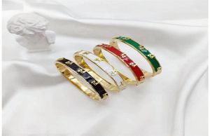 Pulseras de moda clásicas Brazalete de mujer Diseñador de lujo Pulsera multicolor Joyas Cristal 18K Chapado en oro Acero inoxidable Amor Gi6668077