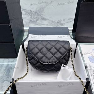 23SS Tasarımcı Kadın Omuz Çantası Deri Balık Tohumu Klasik Alfabe Baskı Flip Elmas Çanta Matelasse Zincir Crossbody Çantalar Sevimli Prenses Çantası Günlük Çantalar 20x16cm