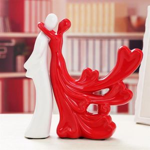 2 Pz Set Amante Appassionato Abbraccio Coppia Figurine Lady Man Statua Regalo di Nozze Armadietto del Vino Soggiorno Decorazione Domestica2062