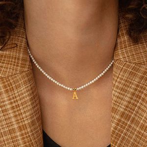 Personalized 26 Gold Color A-Z Initial Letters Pearl Beaded Necklace Choker Chain Female Simple Initial Letter Pendant Charm Design Boho Necklaces Jewelry For Women