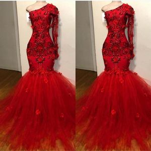 Rote Langarm-Meerjungfrau-Sexy-Abschlussballkleider, Tüll, Spitze, Rüschen, One-Shouler-Reißverschluss, Hofzug, Abendkleider, Pagent Gowns287u