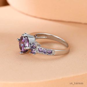 Pierścienie zespołowe Dainty okrągły Purple Kamienne Pierścień dla kobiet Srebrny Kolor Temperament Ametyst Cyrkon Wedding Pierindy zaręczynowe Romantyczna biżuteria R230720