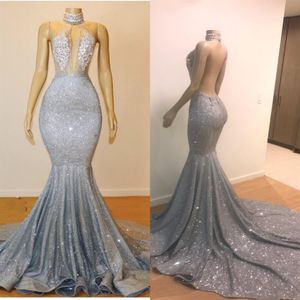 Luxury Silver Sequined Mermaid Prom Dresses Lace Applique Sexy Illusion Halter Evening Gowns Backless Party Dresses BC0679279c