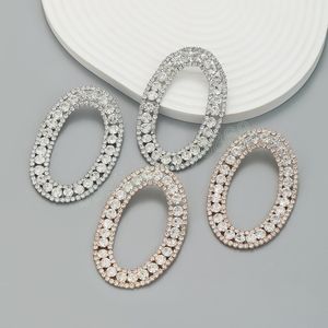 Yaz Yeni Yaratıcı Metal Rhinestone Oval Dangle Küpeler Gelin Düğün Partisi Takı Kadınlar Cazibesi Parlayan Aksesuarlar Hediye