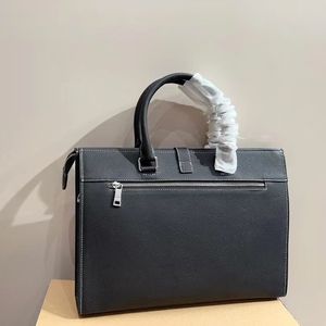 Maleta de marca de luxo masculina para grandes negociações comerciais Bolsas de couro genuíno vintage para viagens de negócios Bolsas para laptop Moda Bolsa de ombro transversal macia