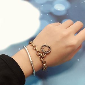 Lyxdesigner armband släpp smycken kvinnor rose älskar armband rostfritt stål guld charm armband för födelsedagspresent253u