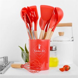 12st Red Color Silicone Cooking redskap Set Non-Stick Spatula Spade Trähandtaget Matlagningsverktyg Set With Storage Box Kitchen To303N