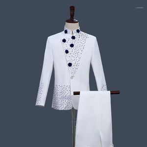 Męskie garnitury Blazery chiński garnitur tunikowy w stylu retro biały z niebieskimi dhinestones kurtka prosta spodnie 2 sztuki
