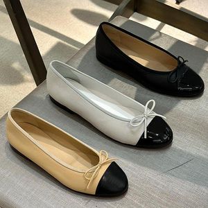 2024 damskie buty luksusowe marka baletu płaskie buty designerskie platforma pompki mokaterze niski obcas Sningback czarny biały wełniany wełniany tkanina buta komfortowa