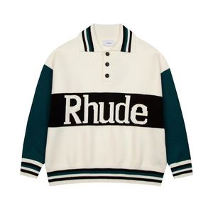 Rhude Mens 디자이너 스웨터 남자 스웨터 스웨터 패션 패션 긴 소매 패널 인쇄 편지 아카데미 스타일 가을 겨울 따뜻한 폴로 목 여자 스웨터 캐주얼 느슨한 탑