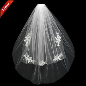 2022Short Wedding Bride Veil Custom Made Lace White Ivory Two Layers Tulle Comb Vail Accessories Hat Veil Bridal Veils Appliqued290e