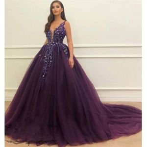 Princess Purple Ball Gown Quinceanera Dresses Sexy V Neck Luxury Crystals Lace Tulle Sweet 16 Dress Arabic Prom Dress Evening Wear223g
