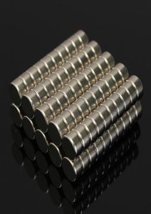 100 pzLotto N52 Forte magnete cilindrico Magnete al neodimio in terre rare 6mm x 3mm6111115
