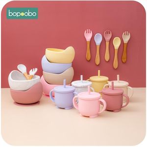 Ciotola per alimentazione del bambino in silicone lapidi 4 pezzi / 1 set Stoviglie impermeabile per apprendimento del bambino Ciotola di aspirazione Set forchetta in legno cucchiaio antiscivolo per bambino Impara