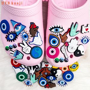 HYBkuaji ciondoli personalizzati per scarpe malocchio decorazioni per scarpe all'ingrosso fibbie in pvc per scarpe