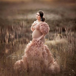 2020 Floral Ruffled Bridal Maternity Dresses 섹시 슬릿 푹신한 슬리브 푹신한 소매에 탄성 커스텀 여성 인어 파티 드레스 플러스 크기 260s