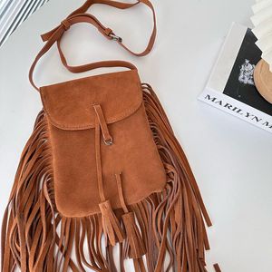 Süet iPhone Çanta Tasselleri Crossbody Düz Torba Omuz Çantaları Flep Cüzdan Kadın Debriyaj Çantası Kahverengi Siyah Buzlanma Tam Deri Klasik Mektup Donanım Toka Işık Cüzdanları