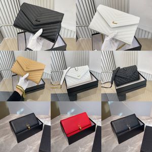 Tasarımcı Çantalar Kadın Crossbody Cüzdan Zarf Çantası Kapitonlu Deri Çanta Metal Eşleştirilmiş Çanta Matelasse Zincir Flep Bag Küçük Tote 22cm 23cm