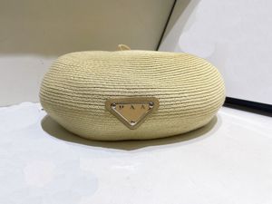2023 Designer Berretti Designer di marca Primavera Estate Caps Donna Diamond Letter Stain Sboy Cap Baker Boy Hat 555550