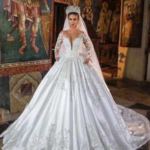 Dubai Ball Gown Wedding Dresses 2021 Bridal Gowns Beading Crystals Plus Size Lace Appliqued Brides Marriage Dress Custom Made257N