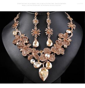 Jewelry Pouches Exaggerated Retro Necklace Earrings Two-piece Women's Evening Dress Gemstone Accessories