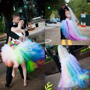 2021 Rainbow Wedding Dresses Colorful Tulle Sweep Train Ruffles High Low Halter Sweep Train Vintage Wedding Gown vestido de novia242l
