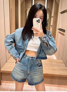 Jackets de roupas de roupas femininas da PRA Designer de marca de luxo Multi Color Block Patchwork Jacket Short Jenim 23 Early Autumn