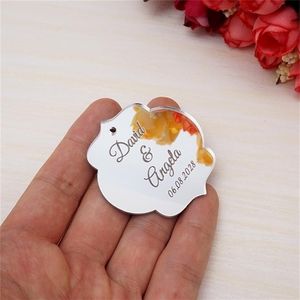 30st Personligt graverat namn Datum Custom Mirror Wedding Taggar Gynnar presenttaggen Fancy Oval Shape Taggar Party Decor Favors 2009291915