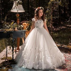 2020 hübsche weiße Spitze Blumenmädchenkleider mit Gürtel müde Tüll bodenlangen Mädchen Ballkleid Erstkommunion Kleid Custom318c