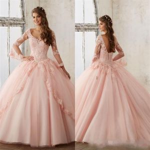 Blush Pink Ball Gown Quinceanera klänningar 2020 Lång ärm rygglös spets Applique Prom Party klänningar Sweet 16 födelsedagsklänning Vestido 248g