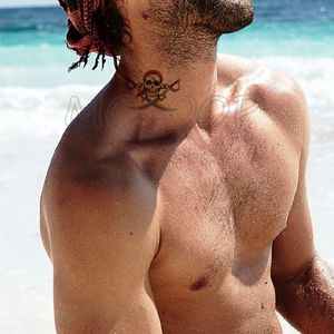 Wassertransfer Tattoo Schädel Zyklopen Piraten Tattoo Body Art Wasserdicht Temporäre Fake-Flash-Tattoo für Mann Frau Kind 10,5*6 cm