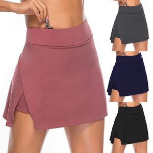 Kjolar falska tvådelar hakama kjol kvinnors solida aktiva prestanda skort lätt för att köra tennis golfsport mini kjol 230720
