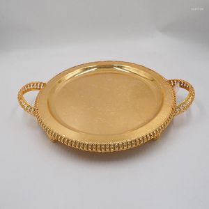 Tallrikar europeiska högkvalitativa guldpläterade efterrätt Tray Cake Stand Fruit Plate Wedding Decoration Lagring med handtag