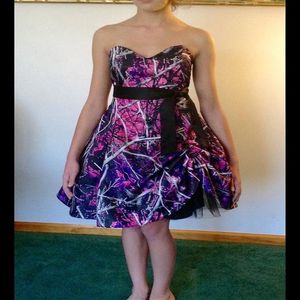 Muddy Girl Camo Prom Dresses Short Formal Gown Sweatneckline Abiti da sposa da sposa in raso2660