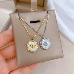 Pendant Necklaces Luxury Female Bee Heart Necklace Gold Silver Color Shell Round For Women Lava Disc Charm Fashion Jewelry