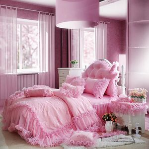 Säng kjol rosa prinsessan spetsar ruffles sängäcken sängkläder set lyx jacquard satin täcke/quilt täcker säng kjol plåt kuddar bomull 230720