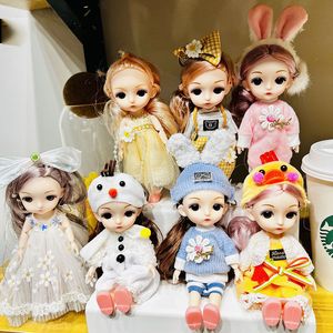 Cartoon Barbie doll keychain female cute trend delicate dress-up doll Princess toy doll bag pendant