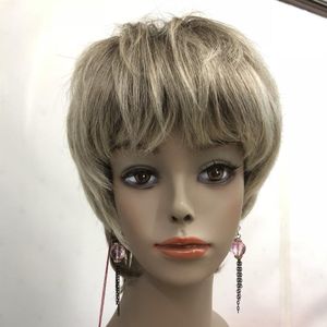 2018 Health Super Cute Grey Mix Brown Root Krótkie proste włosy Pełne kobiety Wig349v