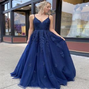 2022 Stylish Royal Blue Lace Prom Dresses Long Spaghetti Strap V Neck Evening Gowns Formal Sexy Backless Prom Military Ball Gown2569