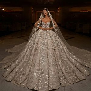 2020 Dubai Luxury Wedding Dresses Plus Size Chapel Train Sweetheart Vestido de Novia Appliqued Bridal Wedding Downs Custom Made216h