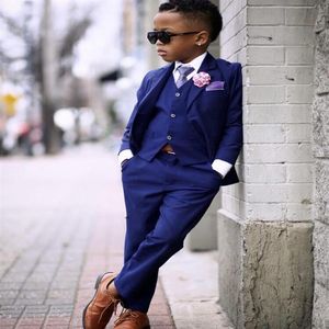Royal Blue Boy's Formal Wearing Wedding Smoking 2022 Two Button Notched Lapel Kids Party Terno Party Ring Bearer Ternos jaqueta calças ve3316