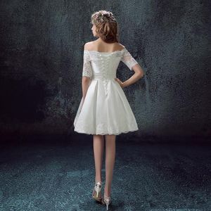 2021 Bateau-Brautkleid in A-Linie, kurzes Spitzensatin, Rüschen am Rücken, Schnürung, billiges Heimkehr-Cocktailkleid270r