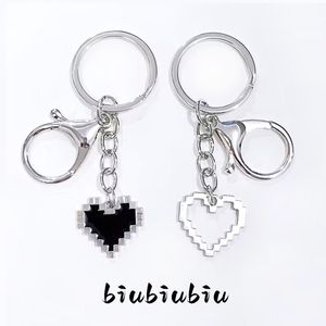 New Heart Keychains White and Black Couple Keychain Lovely Paired Keychains Free Dropshipping Wholesale