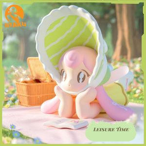 Action Toy Figures Hitta Unicorn Aamy Picnic with Butterfly Series Blind Box Spring Manga Kawaii Mystery Birthday Present Kid 230720