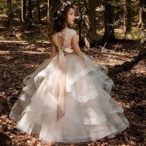 Elegant Flower Girl Dresses Champagne Lace Applique Sleeveless Cascading Kids Pageant Gowns For Weddings First Communion Dresses266i