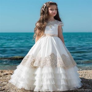 Vestidos de Primera Comunion 2019 Första nattvardsklänningar för små flickor Lång söta blommaflickaklänningar ruffles kjol spetsblomma g210q