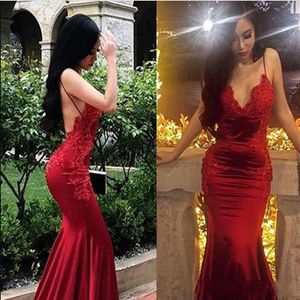 Sexy Mermaid Spaghetti Straps Sweep Train Red Satin Backless Prom Dresses Lace Applique Backless Evening Formal Women Dress315L