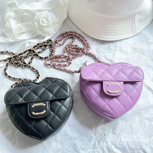 Berömd CC Half Moon Heart Designer Väskor Kvinnor Mens 2023 Luxury Tote Bag Pochette Liten handväska äkta läderrosa PAG -väska Cross Body Shougder Clutch Chain Sling Handväskor