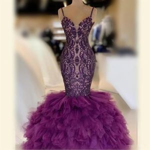 Purple Mermaid Prom -klänningar med spaghettiband tiered kjol tyll och spets kändis aftonklänning golvlängd sexig 2k19 party282e